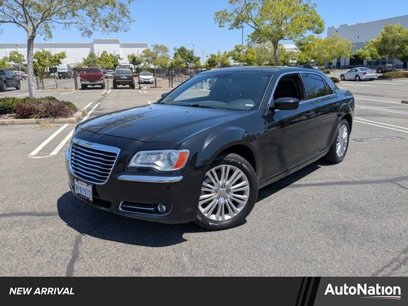 Used 2013 Chrysler 300 AWD w/ Driver Convenience Group
