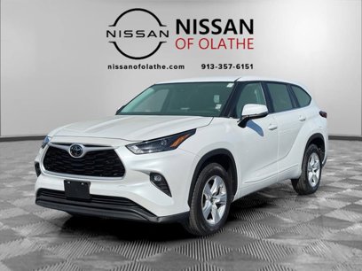 Used 2023 Toyota Highlander LE