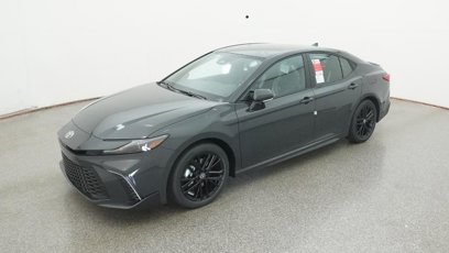 New 2025 Toyota Camry SE w/ Multimedia Upgrade Package