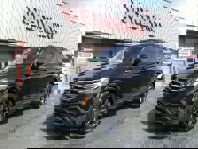 Used 2022 Volkswagen Tiguan SE