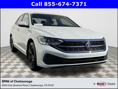 Used 2024 Volkswagen Jetta SE w/ Black Wheel Package