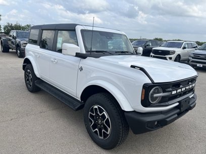 New 2025 Ford Bronco Outer Banks