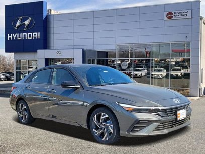 New 2025 Hyundai Elantra SEL