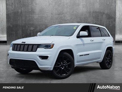 Used 2020 Jeep Grand Cherokee Altitude