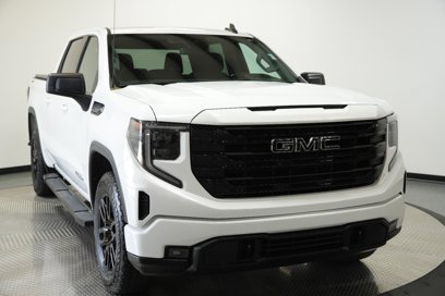 Used 2022 GMC Sierra 1500 Elevation w/ LPO, Elevation Black Package