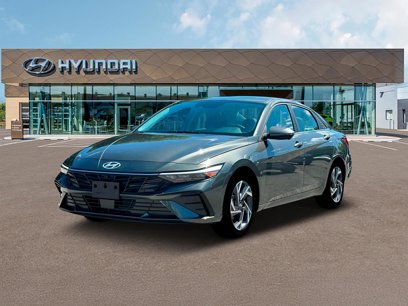 New 2025 Hyundai Elantra Limited