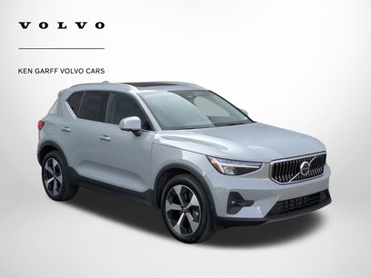 Certified 2025 Volvo XC40 B5 Plus