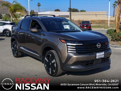New 2025 Nissan Kicks SR