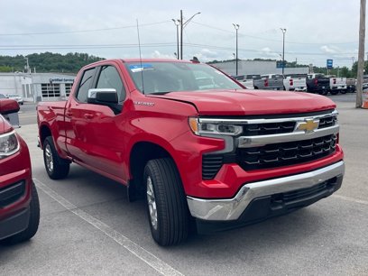 Certified 2022 Chevrolet Silverado 1500 LT w/ Convenience Package II