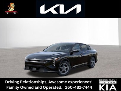 New 2025 Kia K4 LXS