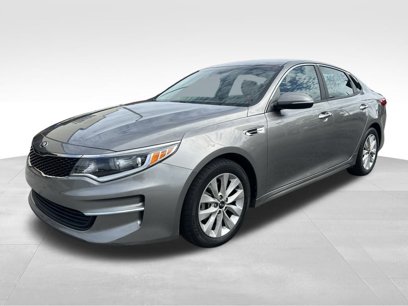 Used 2018 Kia Optima LX w/ 17" Alloy Wheels Package