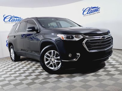 Used 2021 Chevrolet Traverse LT