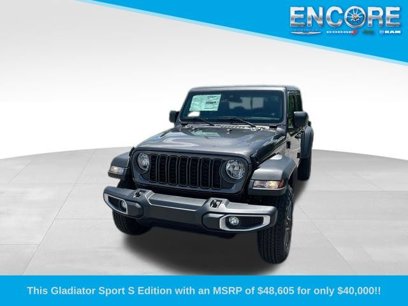 New 2025 Jeep Gladiator Sport