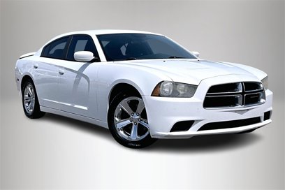 Used 2013 Dodge Charger SE w/ Sport Appearance Group