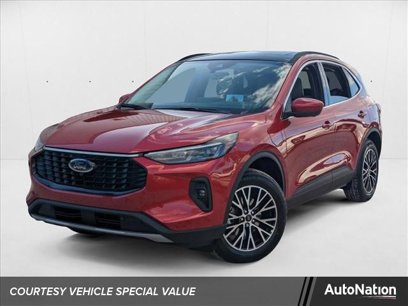 New 2025 Ford Escape SE w/ PHEV Premium Package
