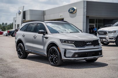 Used 2023 Kia Sorento SX