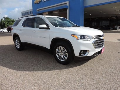 Used 2021 Chevrolet Traverse LT
