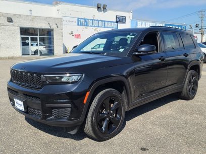 Used 2023 Jeep Grand Cherokee L Laredo