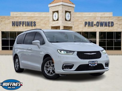 Used 2021 Chrysler Pacifica Touring