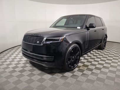 New 2025 Land Rover Range Rover SE