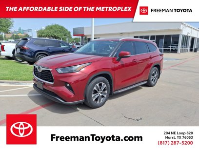 Used 2022 Toyota Highlander XLE