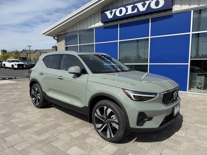 New 2025 Volvo XC40 B5 Ultra w/ Protection Package Premier