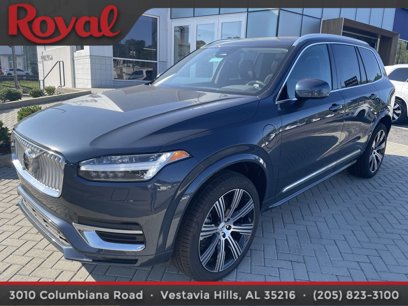 New 2025 Volvo XC90 T8 Core w/ Climate Package