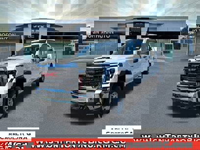 New 2024 GMC Sierra 2500 Pro