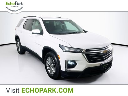 Used 2023 Chevrolet Traverse LT