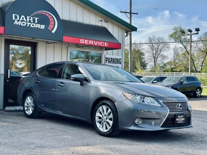 Used 2013 Lexus ES 300h w/ Luxury Pkg