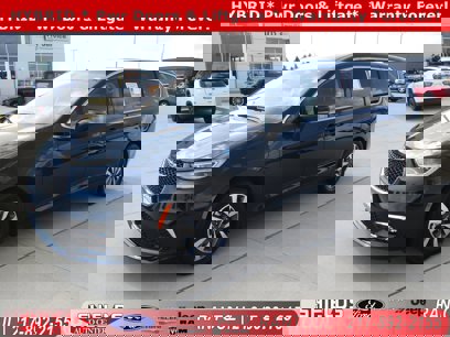 Used 2023 Chrysler Pacifica Touring-L