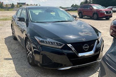 Used 2023 Nissan Maxima SV w/ Floor Mat Group