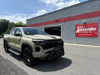 Used 2024 Chevrolet Colorado Z71 w/ LPO, Dark Essentials Package