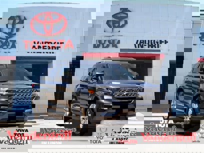 Used 2020 Ford Explorer Limited w/ Class III Trailer Tow Package