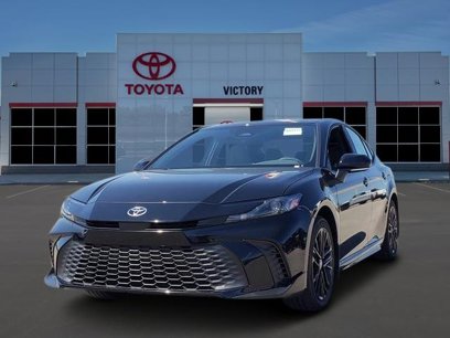 New 2025 Toyota Camry SE