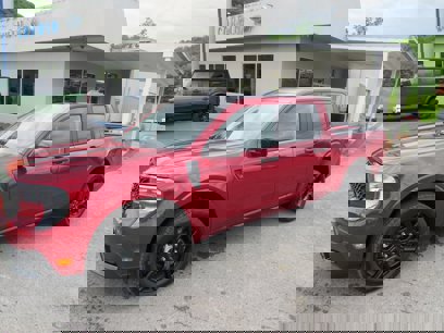 New 2025 Ford Maverick XLT w/ Black Appearance Package