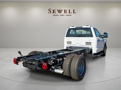 New 2024 Ford F350 XL w/ XL Chrome Package