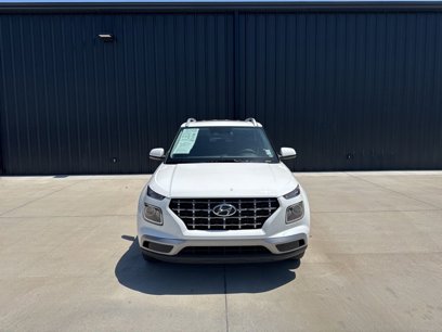 Certified 2025 Hyundai Venue SEL