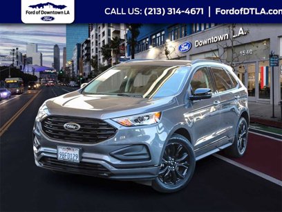 Used 2022 Ford Edge SE w/ Black Appearance Package