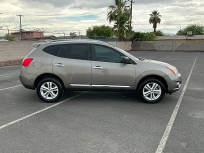 Used 2015 Nissan Rogue S w/ Convenience Package