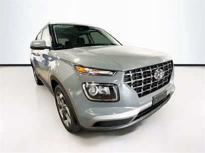 Used 2022 Hyundai Venue SEL w/ Cargo Package