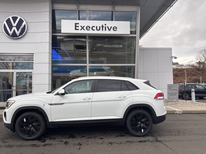 New 2025 Volkswagen Atlas Cross Sport SE