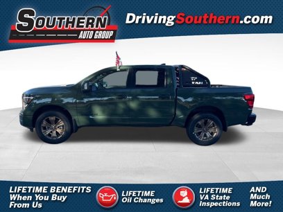 New 2024 Nissan Titan SV w/ SV Bronze Edition Package