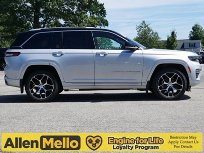 New 2023 Jeep Grand Cherokee Summit