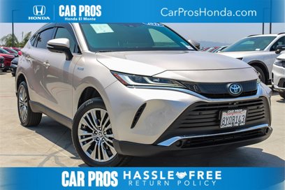 Used 2021 Toyota Venza Limited w/ Carpet Mat Package (TMS)