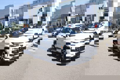 New 2025 Volkswagen Tiguan SE