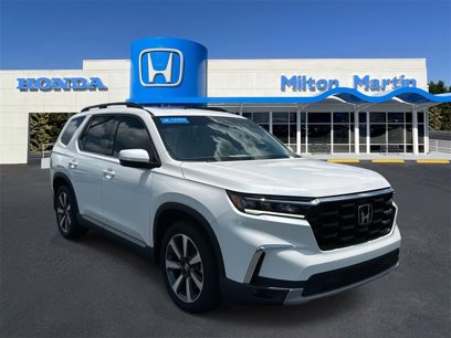 Used 2025 Honda Pilot Touring