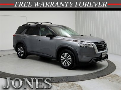 Used 2023 Nissan Pathfinder SL w/ Lighting Package (N92)