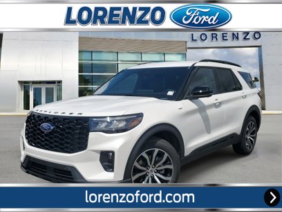 New 2025 Ford Explorer ST-Line w/ Premium Package
