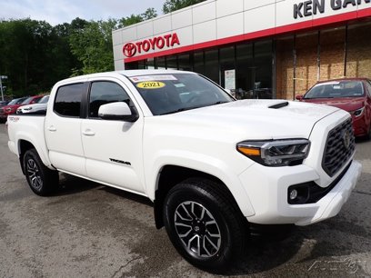 Used 2021 Toyota Tacoma TRD Sport w/ Technology Package